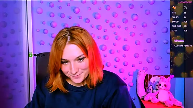 Snapshot of casey_meow_ chatting on 11.29.25 casey meow online show from 11.29.25