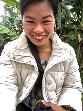 Snapshot of Qinjid002 chatting on 12.05.25 Qinjid002 online show from 12.05.25