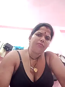 Hott locky online show from 10.15.25