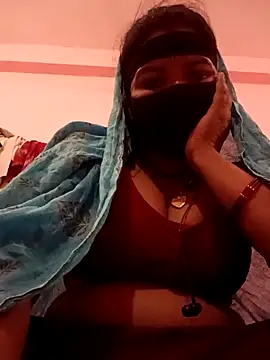 Hott locky online show from 11.22.25