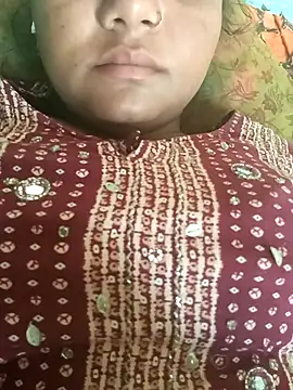 Hot Shredha online show from 10.11.25