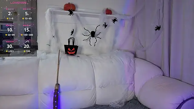  Lua   online show from 10.27.25