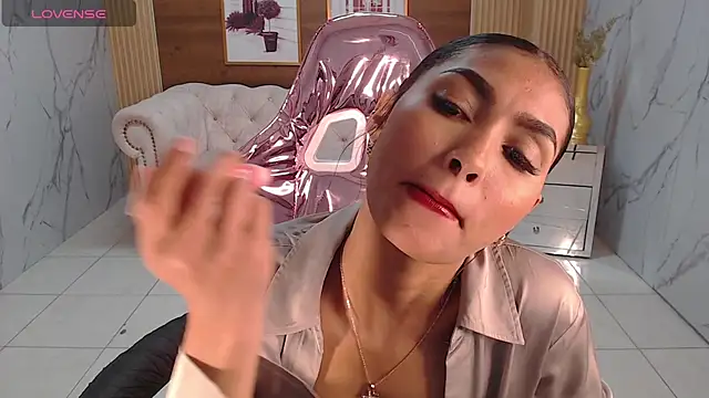 lissandra s online show from 10.27.25