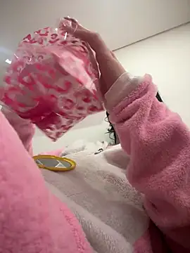 Snapshot of Daphnee-x chatting on 02.01.26 Daphnee-x online show from 02.01.26