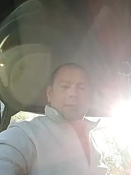 Snapshot of hugoboys4576 chatting on 09.18.25 hugoboys4576 online show from 09.18.25