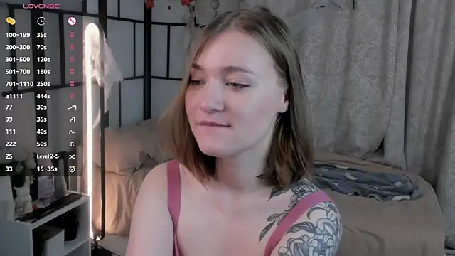 JinnySitts online show from 11.12.25