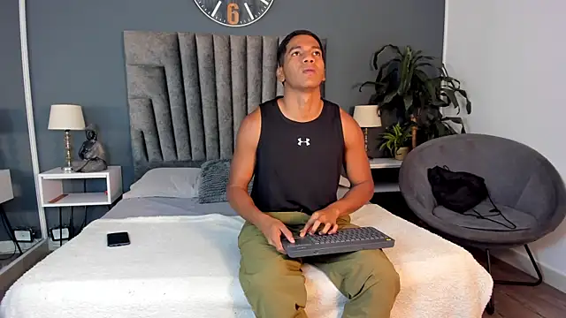 Zac Haynes online show from 10.23.25