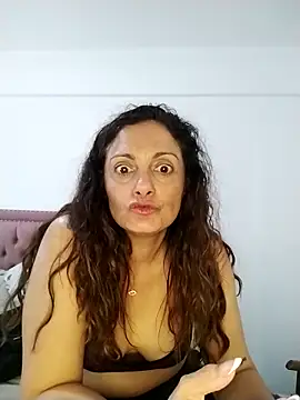 dulcefanny online show from 09.18.25