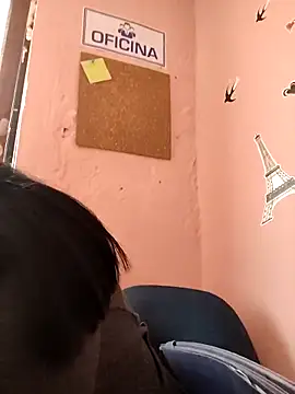 Snapshot of MILA__06 chatting on 09.23.25 MILA 06 online show from 09.23.25