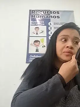 Snapshot of MILA__06 chatting on 11.24.25 MILA 06 online show from 11.24.25