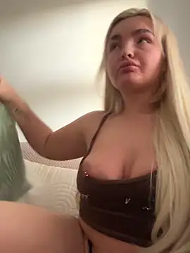 BelleXx online show from 11.08.25