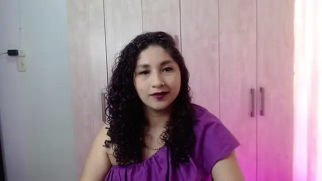 Snapshot of Gia_Dior chatting on 11.03.25 Gia Dior online show from 11.03.25