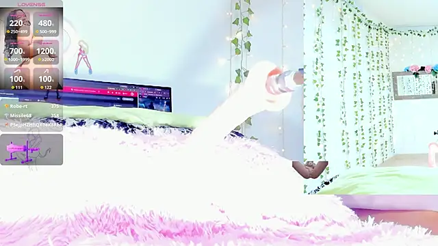 Ashley  Jones   online show from 07.28.26