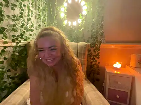 BonnyDesire online show from 10.16.25