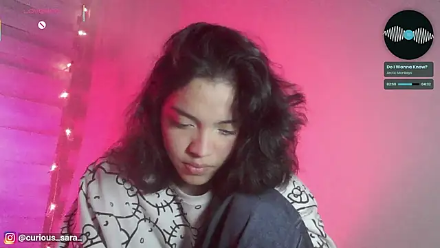 Snapshot of _curiouskitten_ chatting on 11.06.25 curiouskitten online show from 11.06.25