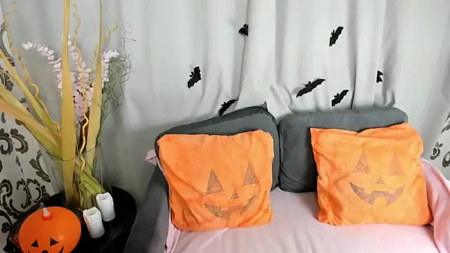  Velvet peach  online show from 10.31.25