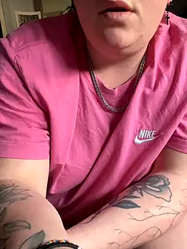 Snapshot of captaine_pioupiou chatting on 10.05.25 captaine pioupiou online show from 10.05.25