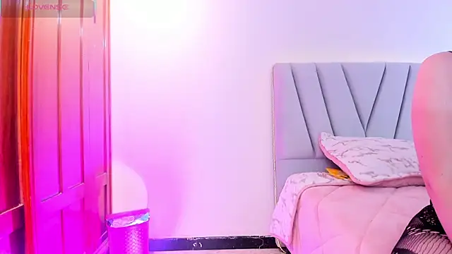 Doll lauren online show from 10.16.25