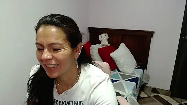 camilavargas  online show from 07.14.26