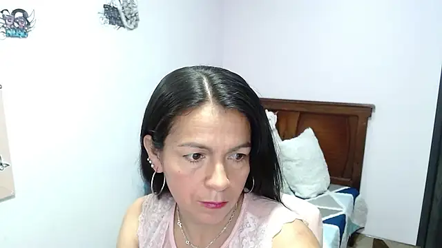 camilavargas  online show from 07.28.26