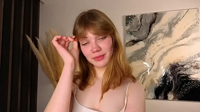 pienaple online show from 02.05.26