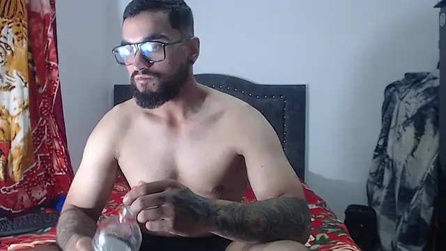 Chrys harris77 online show from 02.15.26