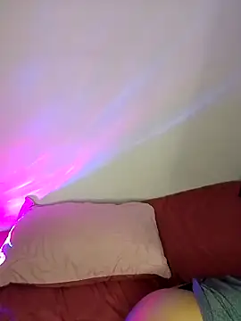 Renata Zoe online show from 09.22.25