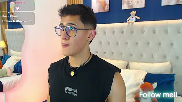 SalvadorFit online show from 04.30.26