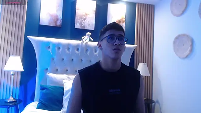 SalvadorFit online show from 05.10.26