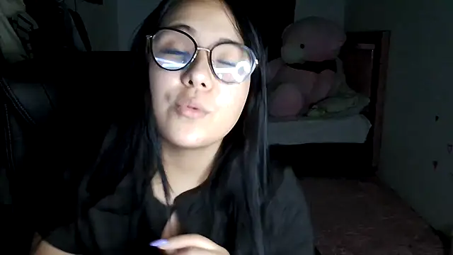 Snapshot of sacha_torres02 chatting on 03.01.26 sacha torres02 online show from 03.01.26