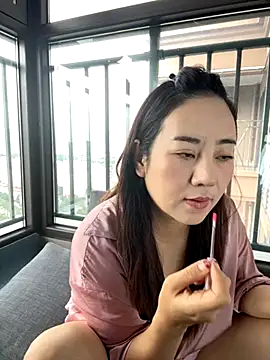 Kayla-love online show from 10.30.25