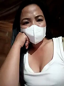 Snapshot of tulipsexy chatting on 09.18.25 tulipsexy online show from 09.18.25