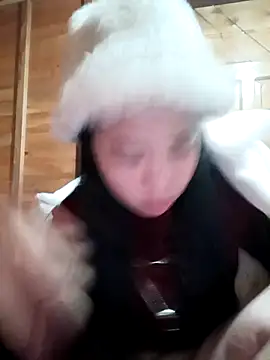 Snapshot of tulipsexy chatting on 11.22.25 tulipsexy online show from 11.22.25