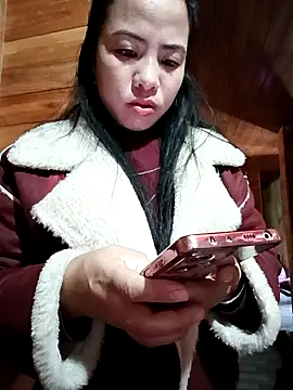 Snapshot of tulipsexy chatting on 11.23.25 tulipsexy online show from 11.23.25