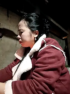 Snapshot of tulipsexy chatting on 12.01.25 tulipsexy online show from 12.01.25