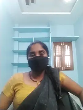 Snapshot of Mahaitha chatting on 10.23.25 Mahaitha online show from 10.23.25