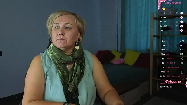 Marta Wils online show from 09.25.25