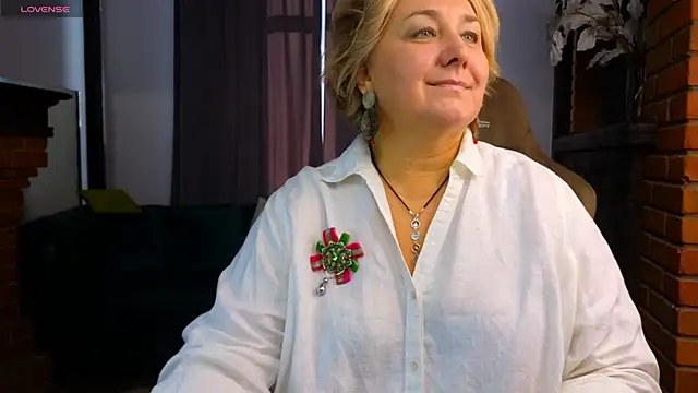 Marta Wils online show from 09.26.25