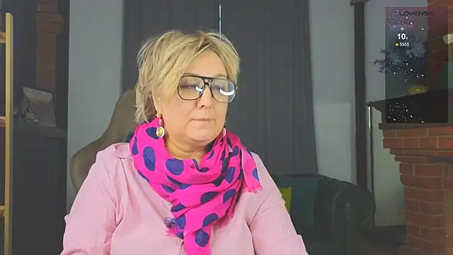 Marta Wils online show from 12.01.25