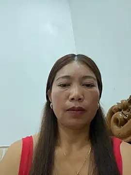 Snapshot of Milky-milk chatting on 10.02.25 Milky-milk online show from 10.02.25