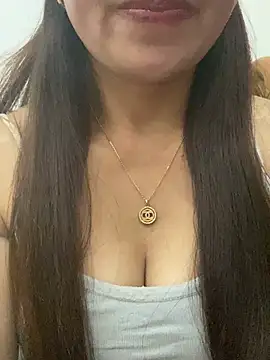 Snapshot of Milky-milk chatting on 02.27.26 Milky-milk online show from 02.27.26