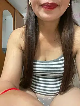 Snapshot of Milky-milk chatting on 07.22.26 Milky-milk online show from 07.22.26