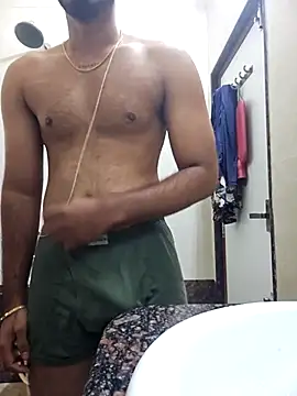 Snapshot of thick_hard_dick chatting on 09.25.25 thick hard dick online show from 09.25.25