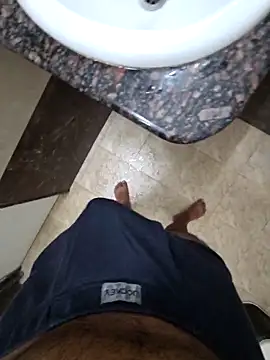 Snapshot of thick_hard_dick chatting on 11.05.25 thick hard dick online show from 11.05.25