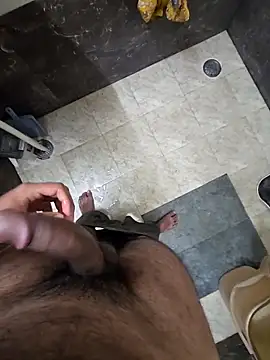 Snapshot of thick_hard_dick chatting on 11.21.25 thick hard dick online show from 11.21.25