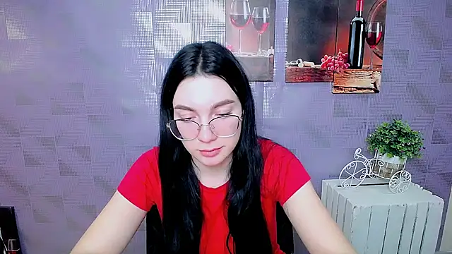 Snapshot of MiraBabe_ chatting on 11.21.25 MiraBabe online show from 11.21.25