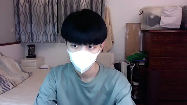 kai101010 online show from 10.24.25