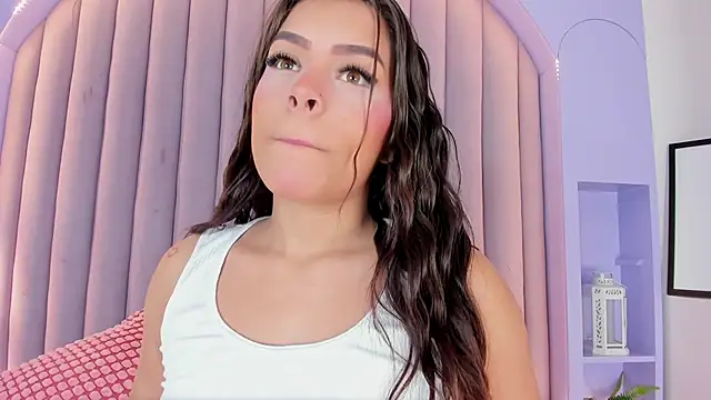 KeendraFox  online show from 09.20.25