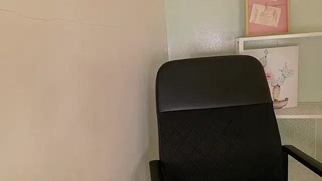 KeendraFox  online show from 10.24.25