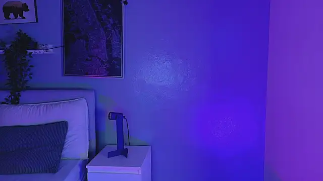 KeendraFox  online show from 12.19.25